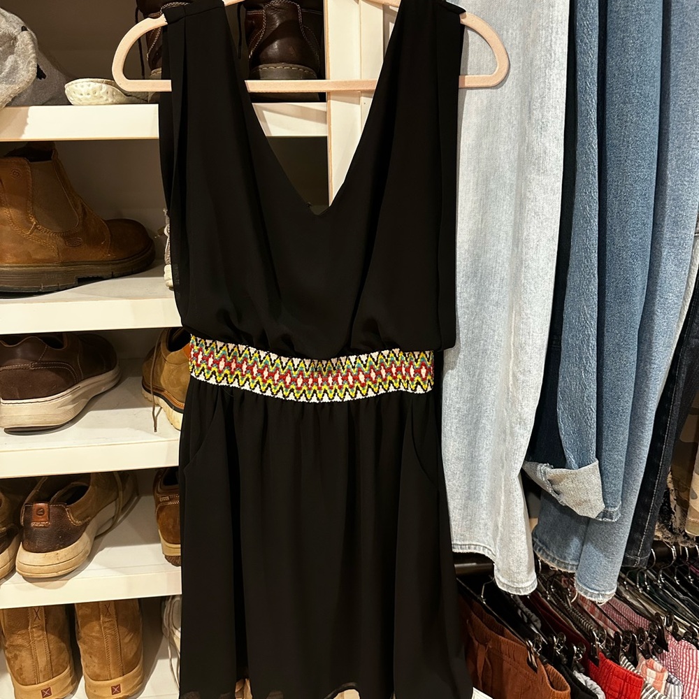entro Black Mini Dress with Multicolor Embroidered Waist